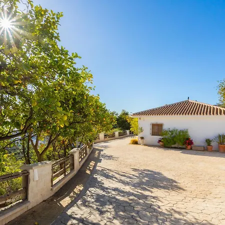 La Higuera Villa